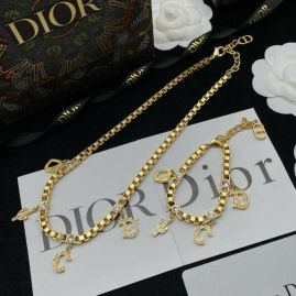 Picture of Dior Sets _SKUDiorsuits05cly528450